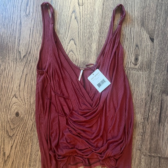 Free People | Bulls Eye twist front tank small - Picture 2 of 3